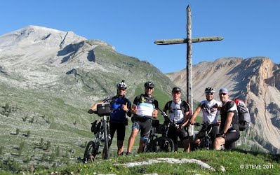 https://sites.google.com/site/60ergang/_/rsrc/1310504053742/rad/transalp-2011/4-tag/Transalp%281328%29.jpg?height=250&width=400